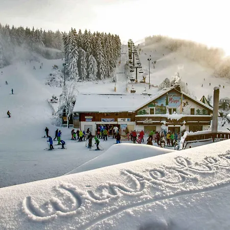 아파트 Juli 메데바흐